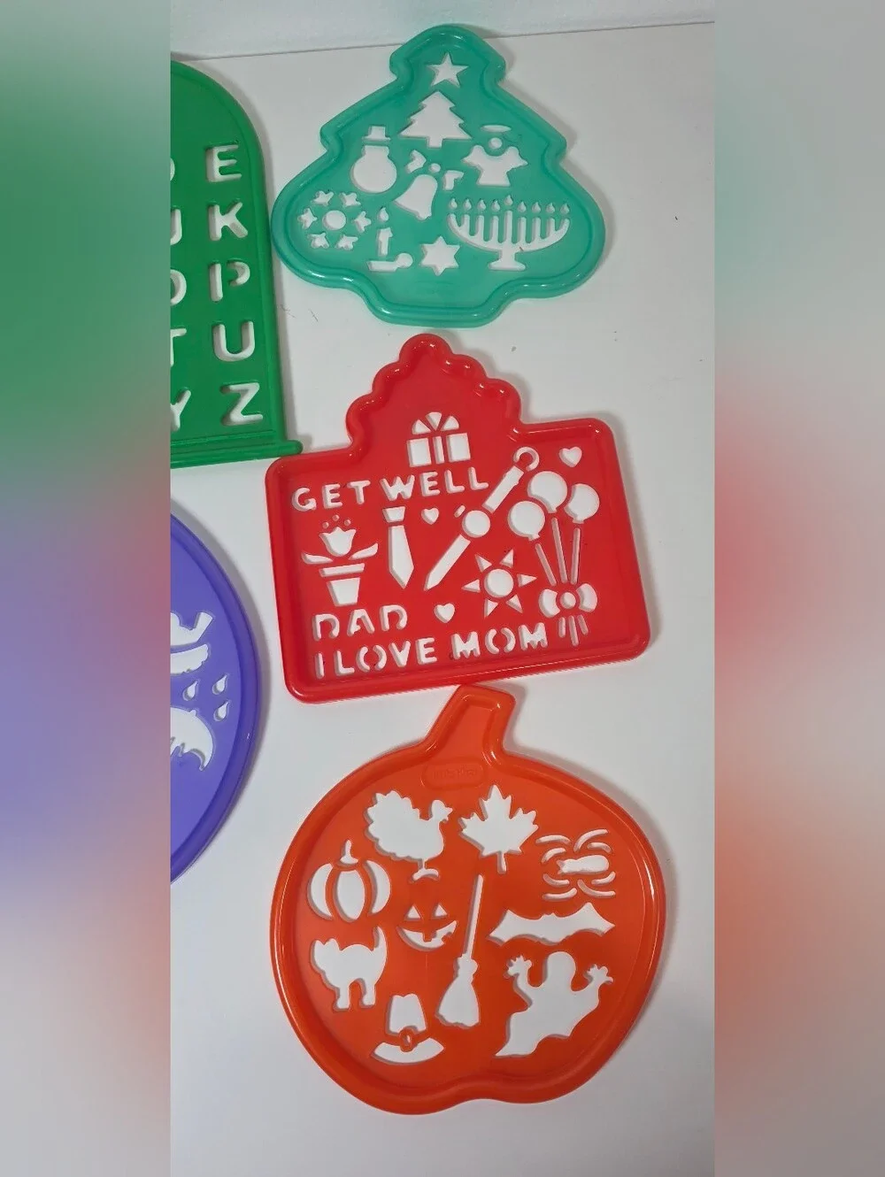 Little Tikes 7 Stencil Set Carrying Case w/ Handle ABC Valentine Christmas Fall